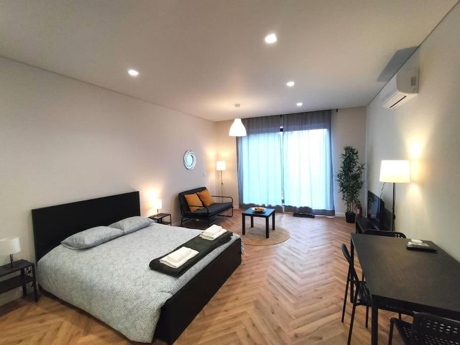 Heart Of The City Suites - A Vila Nova de Gaia Esterno foto