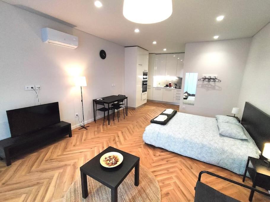 Heart Of The City Suites - A Vila Nova de Gaia Esterno foto